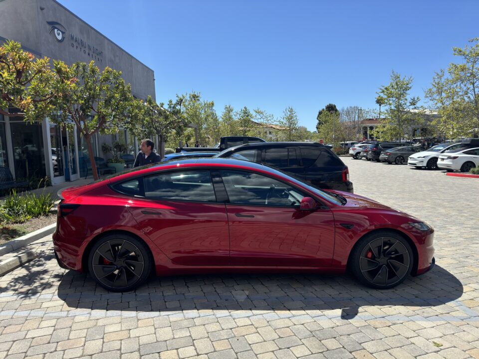 Tesla Model 3 ludicrous 3